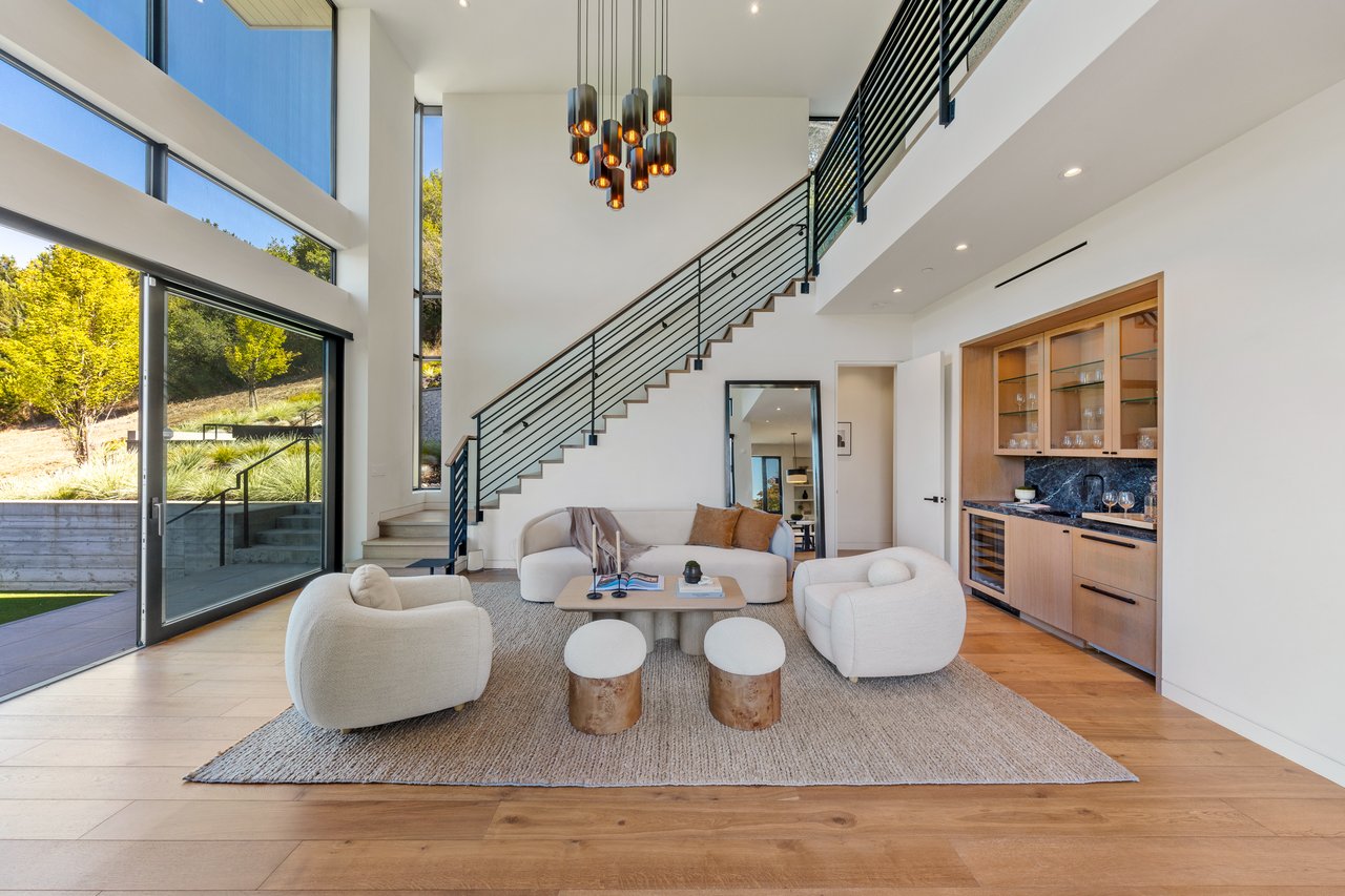 Modern Luxury - Completed in 2020