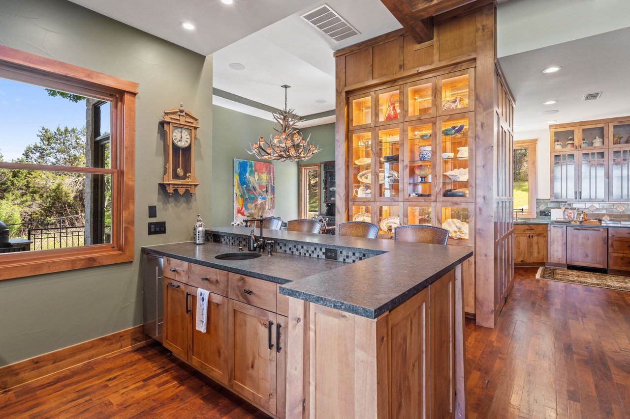 9200 Stallion Drive