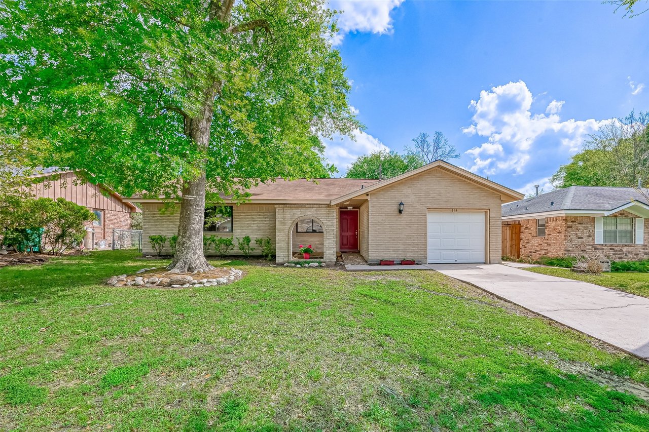 214 Pine Hill Dr