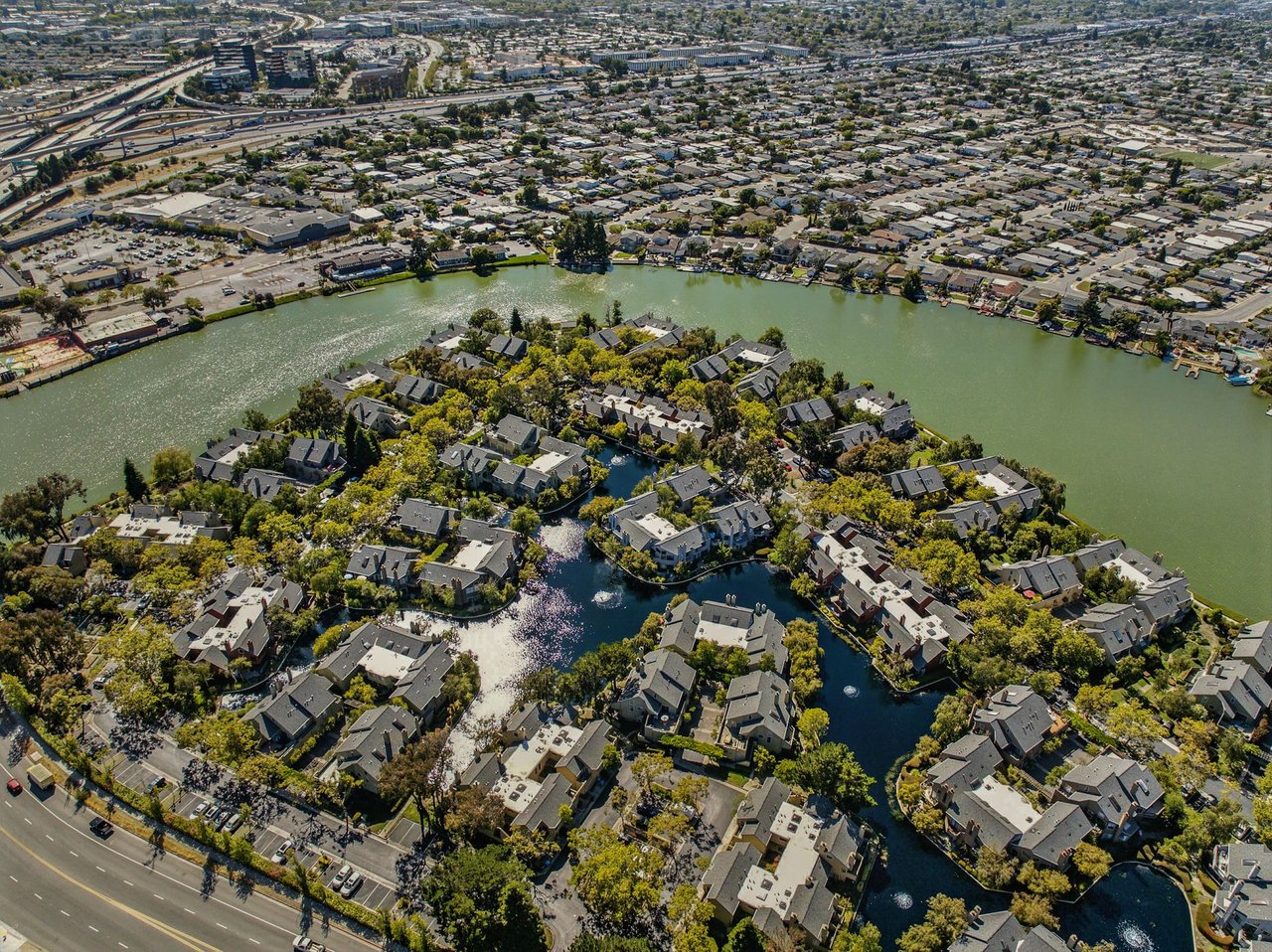 1090 Shoreline Drive
