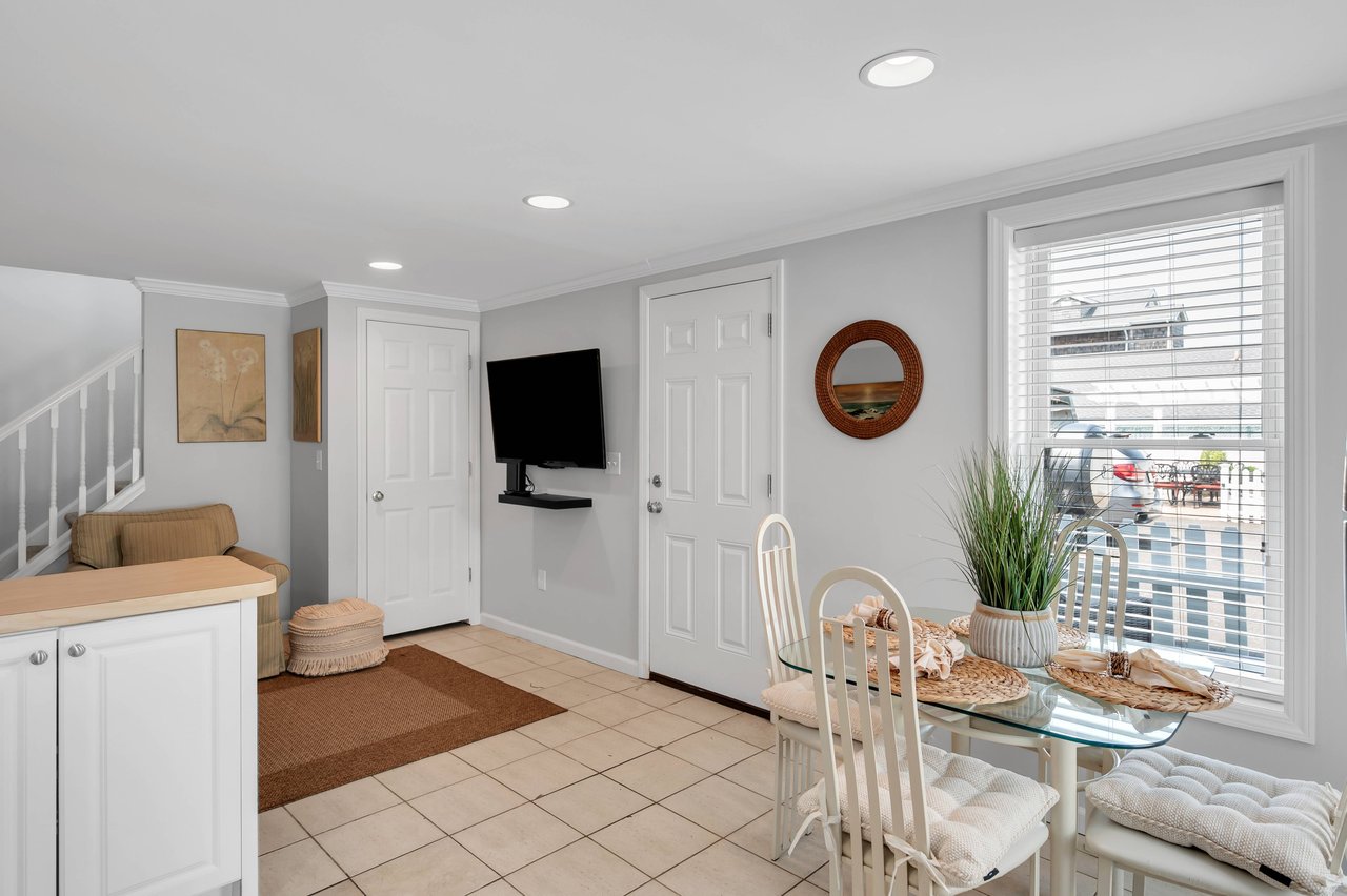 #5 One Bedroom Condo With Outside Seating Area