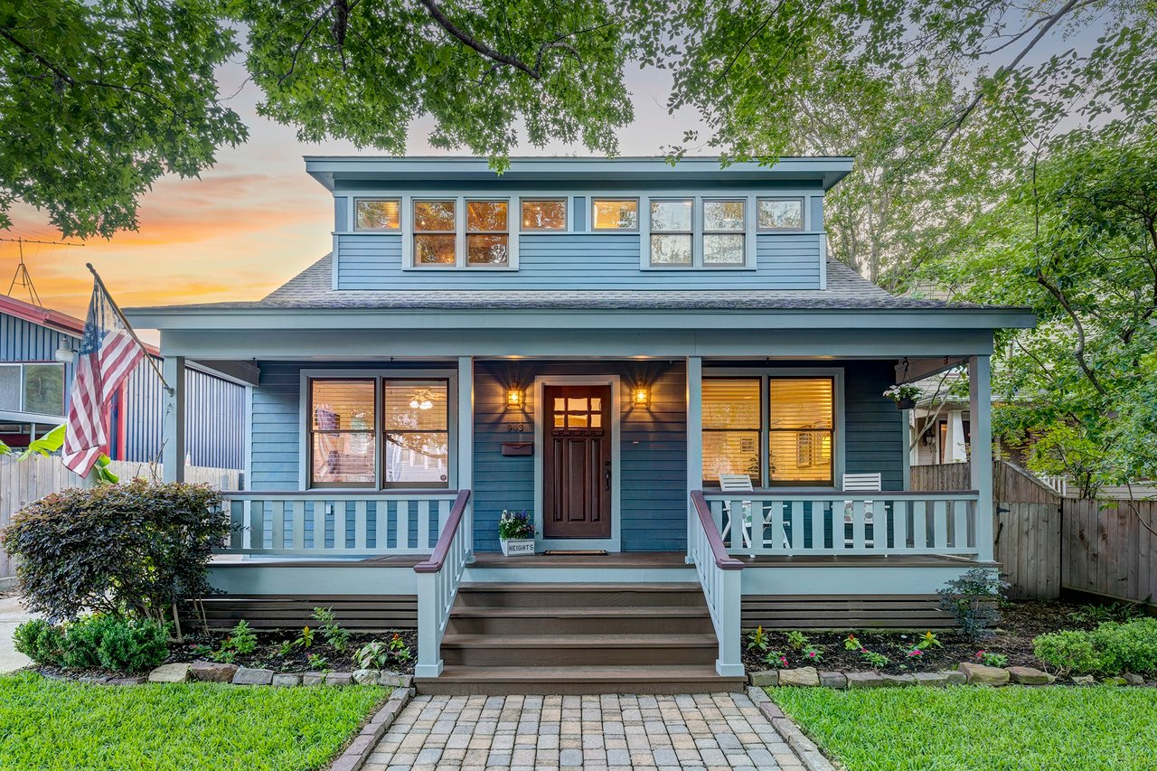 943 Columbia St