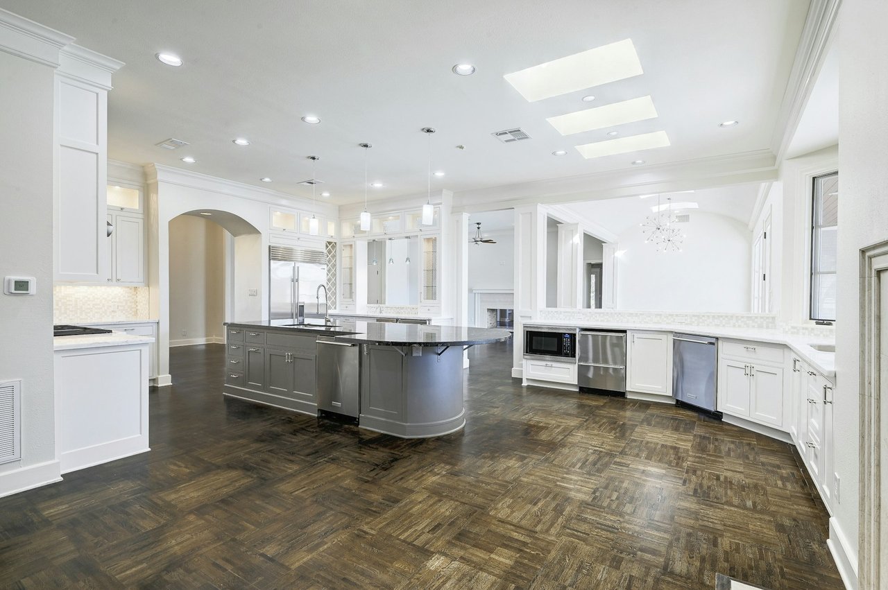 Coming Soon in Barton Creek!