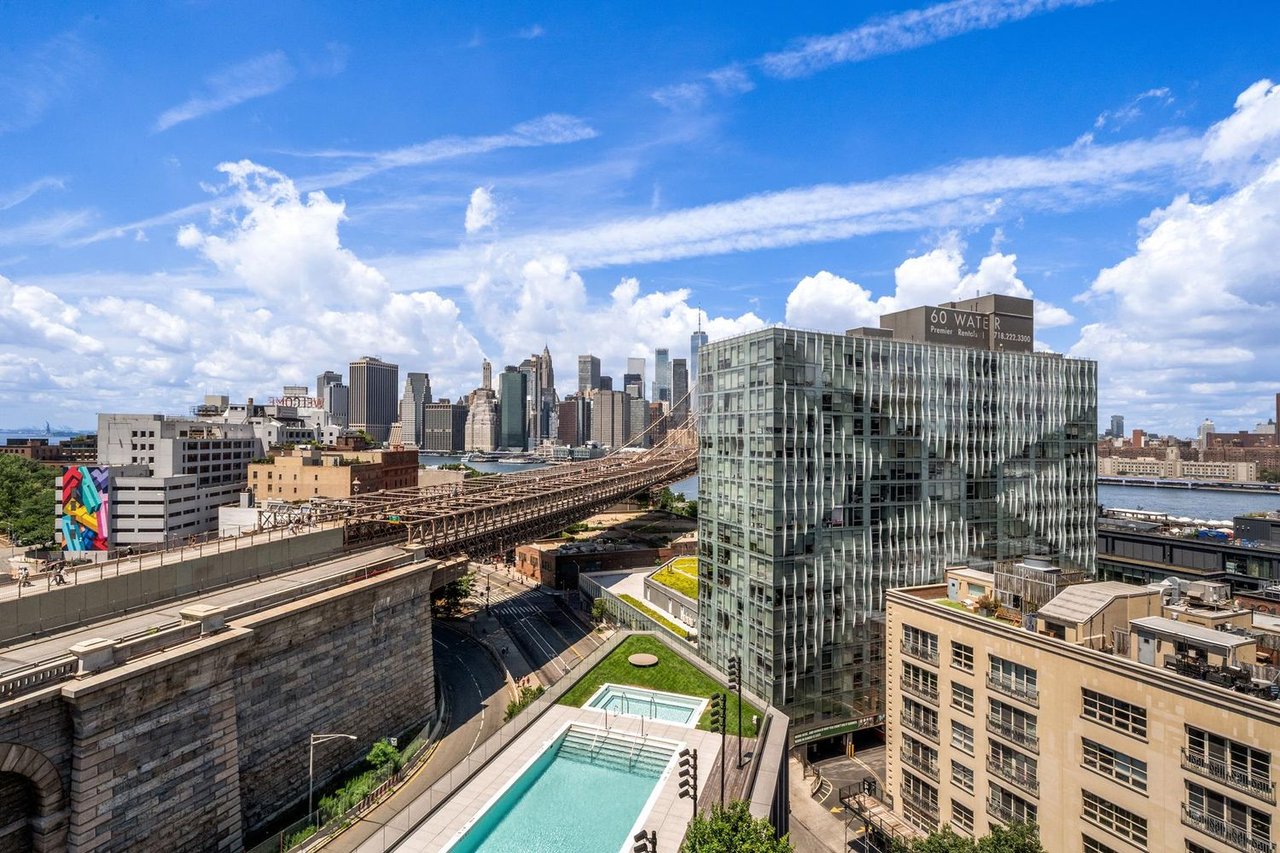 30 Front Strreet 15A