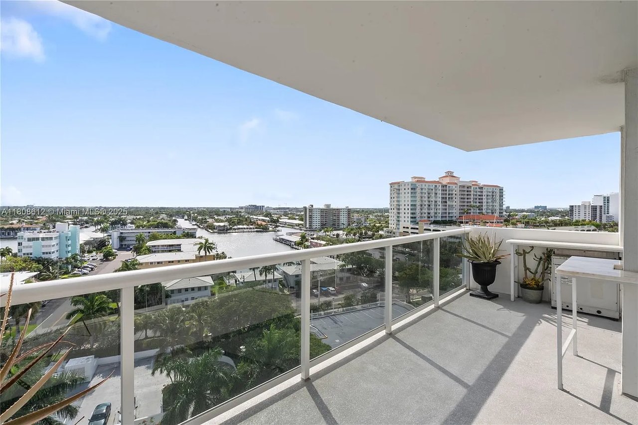 2841 N Ocean Blvd Apt 1105