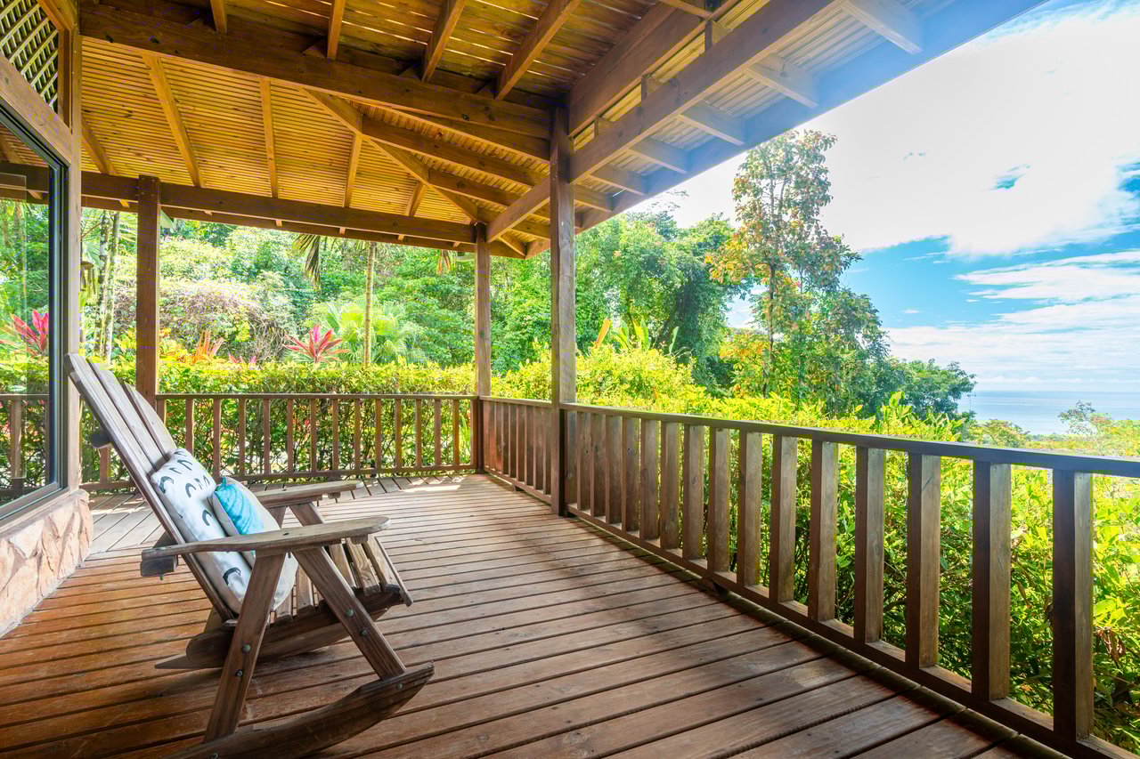 VILLA KRISTINA MARIA - 3.84 ACRES - PERLA DE BALLENA ESTATES