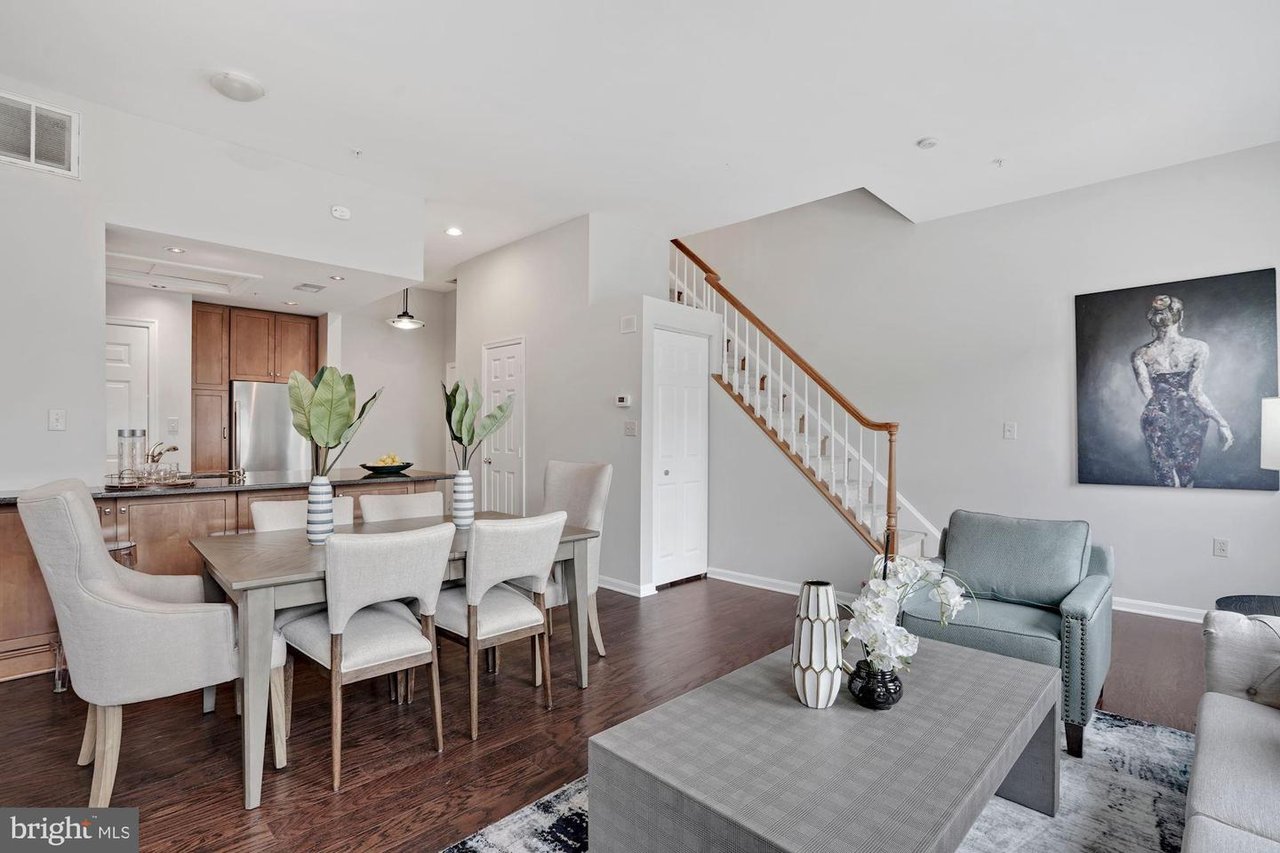 2407 20Th St NW Unit #1096, Washington, DC 20009