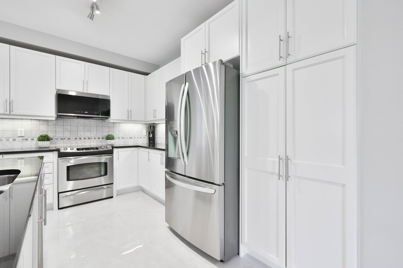 3262 Skipton Lane, Oakville