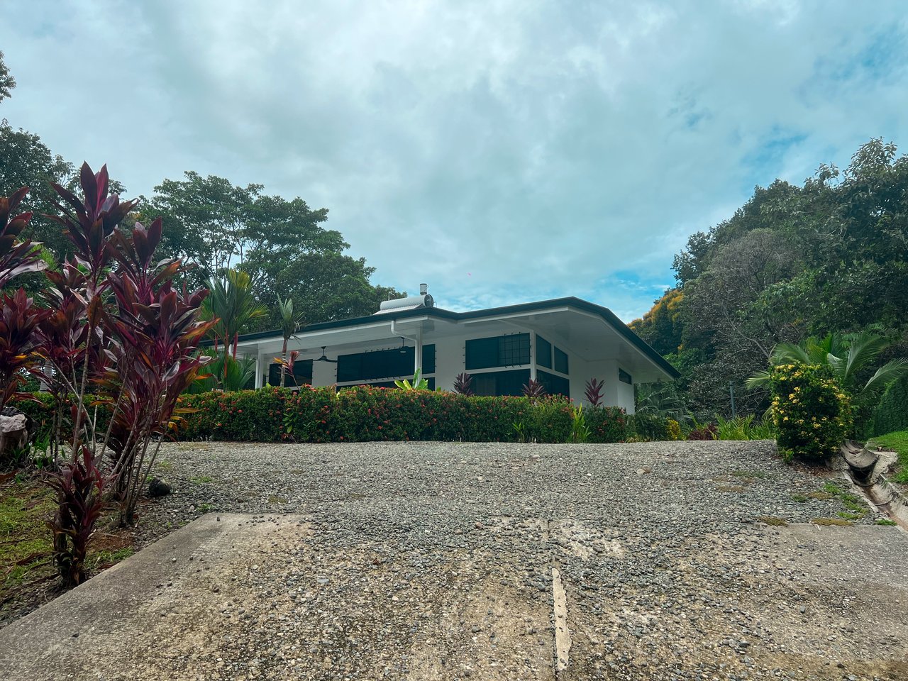 Casa Canto del Río ✨ – A Natural Gem with Modern Comfort in the Heart of the Tropical Jungle