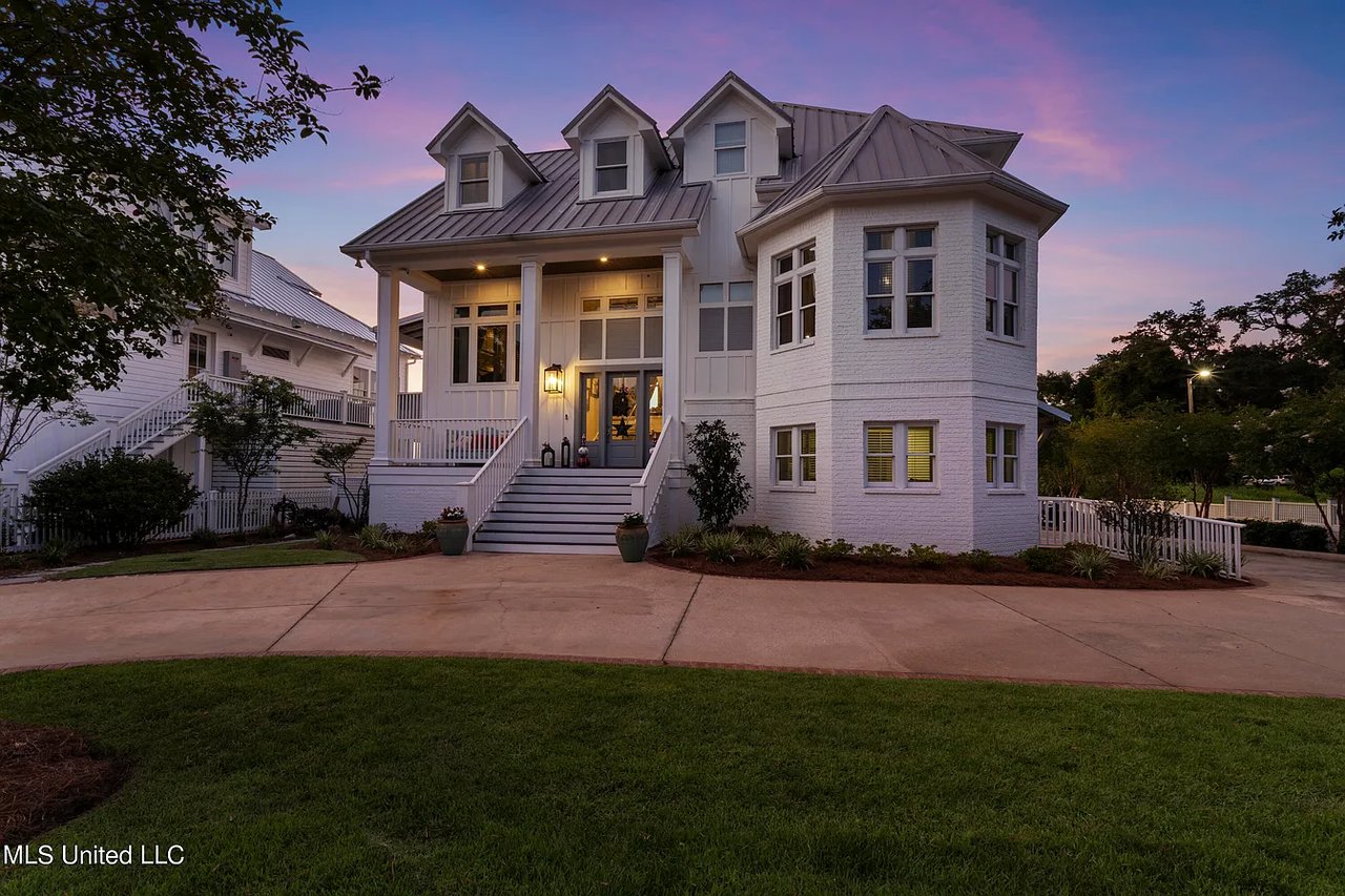 109 Iberville Landing Dr