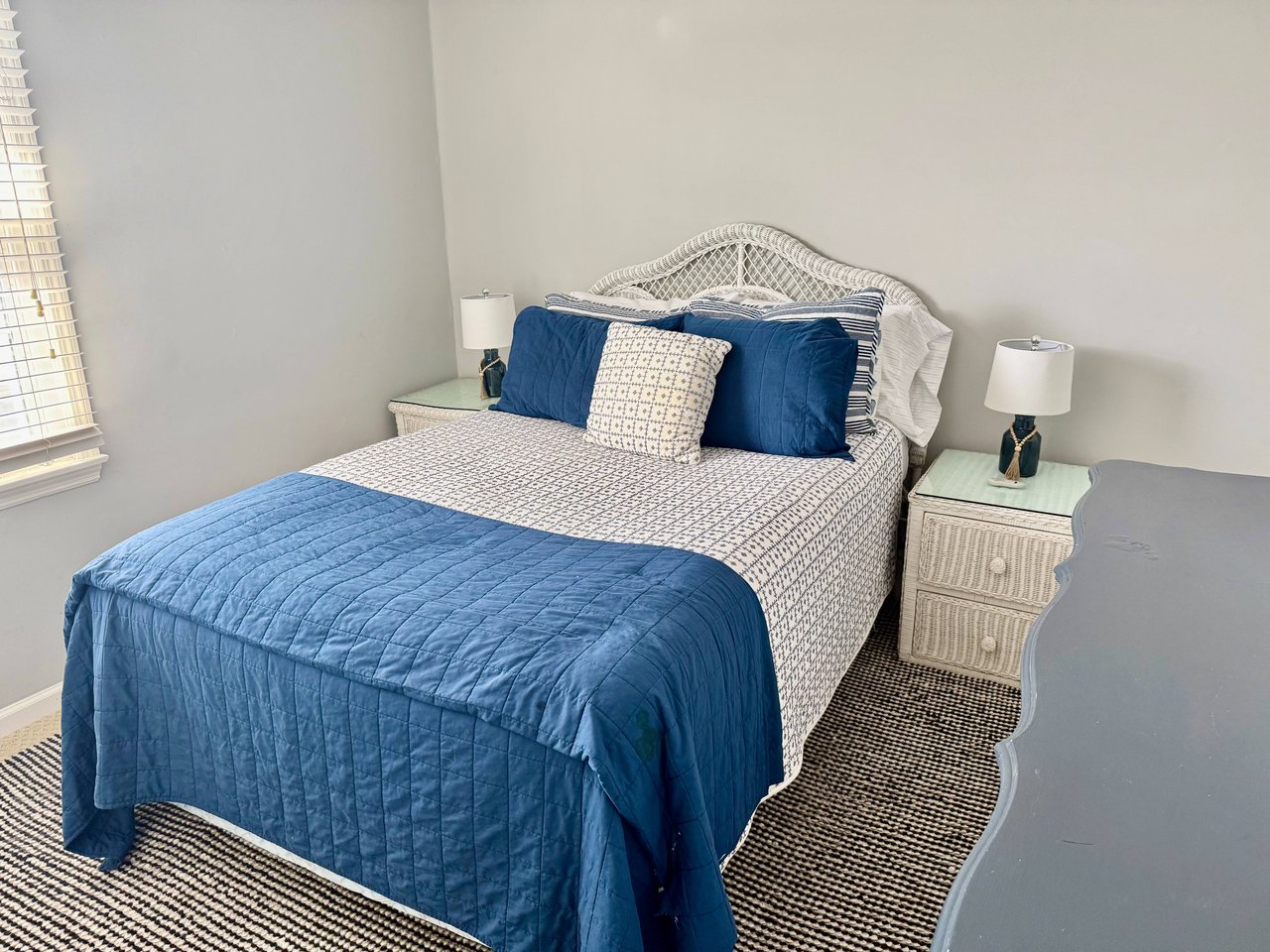 #268 Charming Coastal Retreat