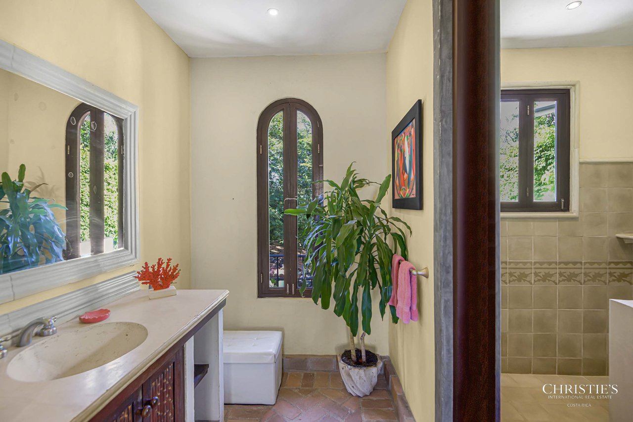 Casa Nacar: Ocean View Private Luxury Retreat Near World-Class Golf & Marina