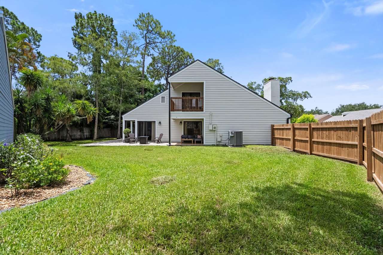 476 Goldenwood Way