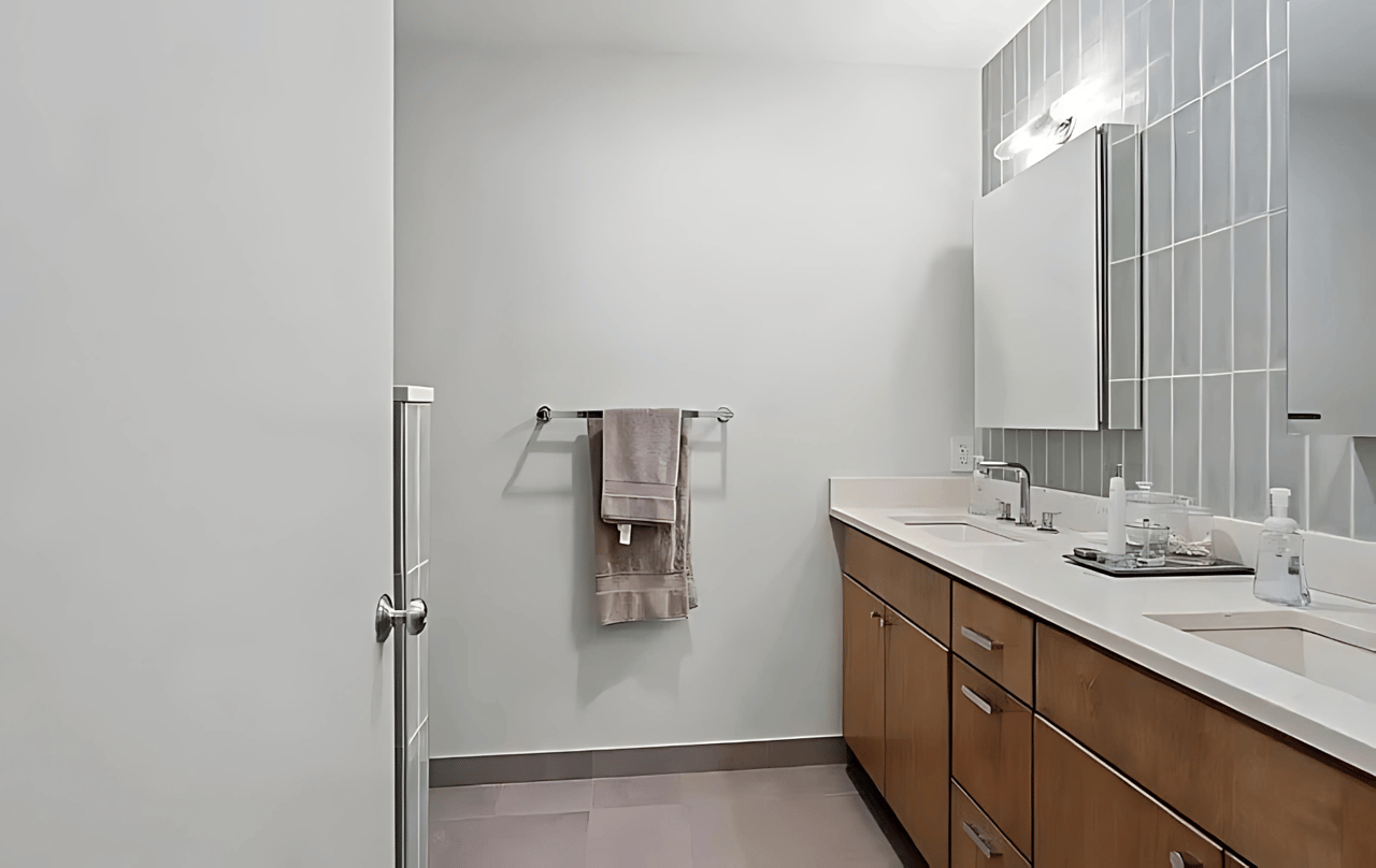 92 MADISON ST Unit: 3B