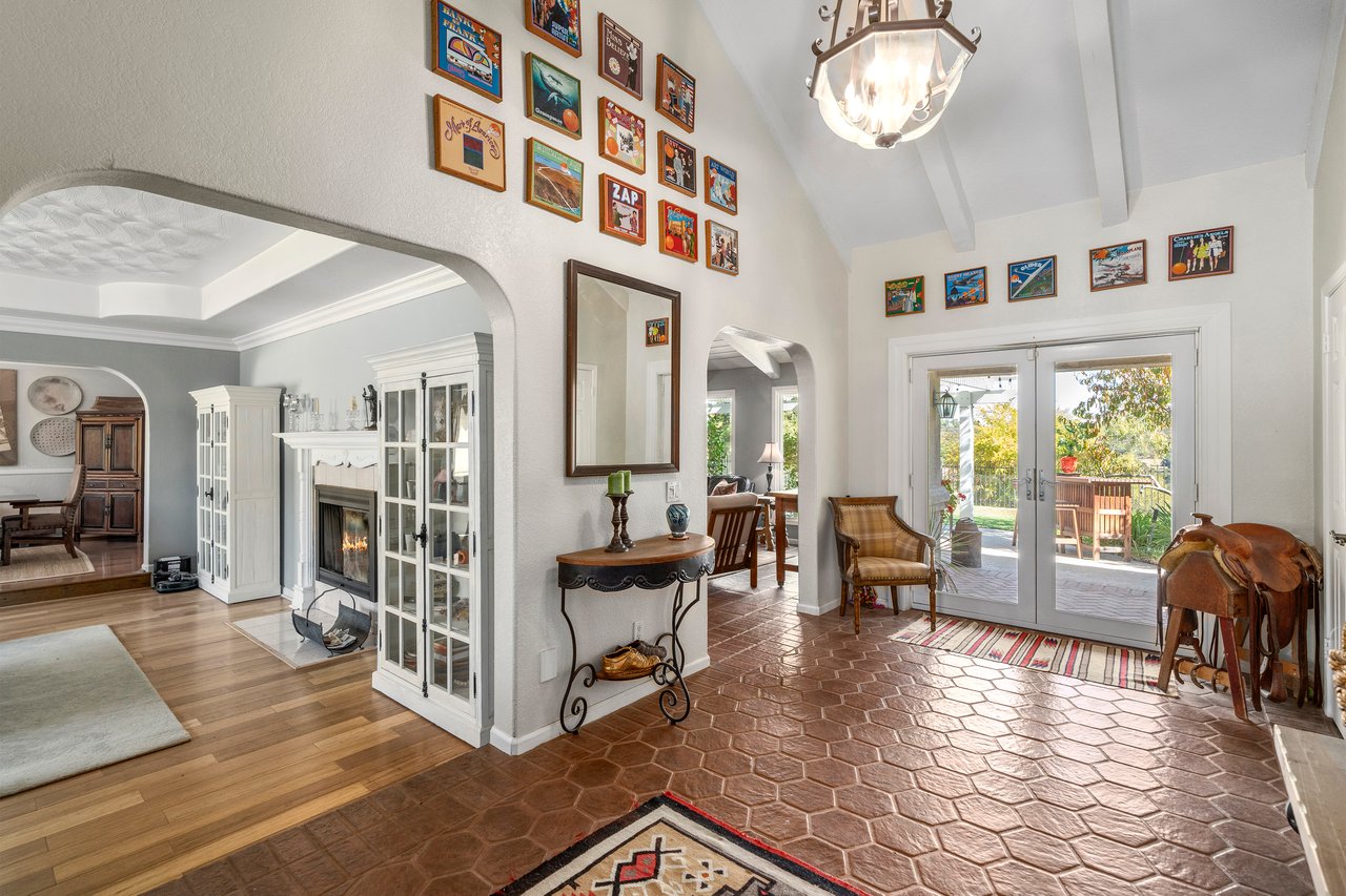 18590 Hombre Lane