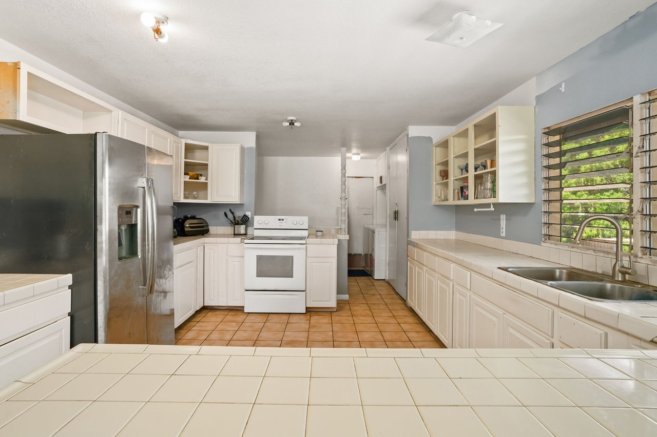 GOLDEN OPPORTUNITY: 8562-B ELEPAIO RD, KEKAHA