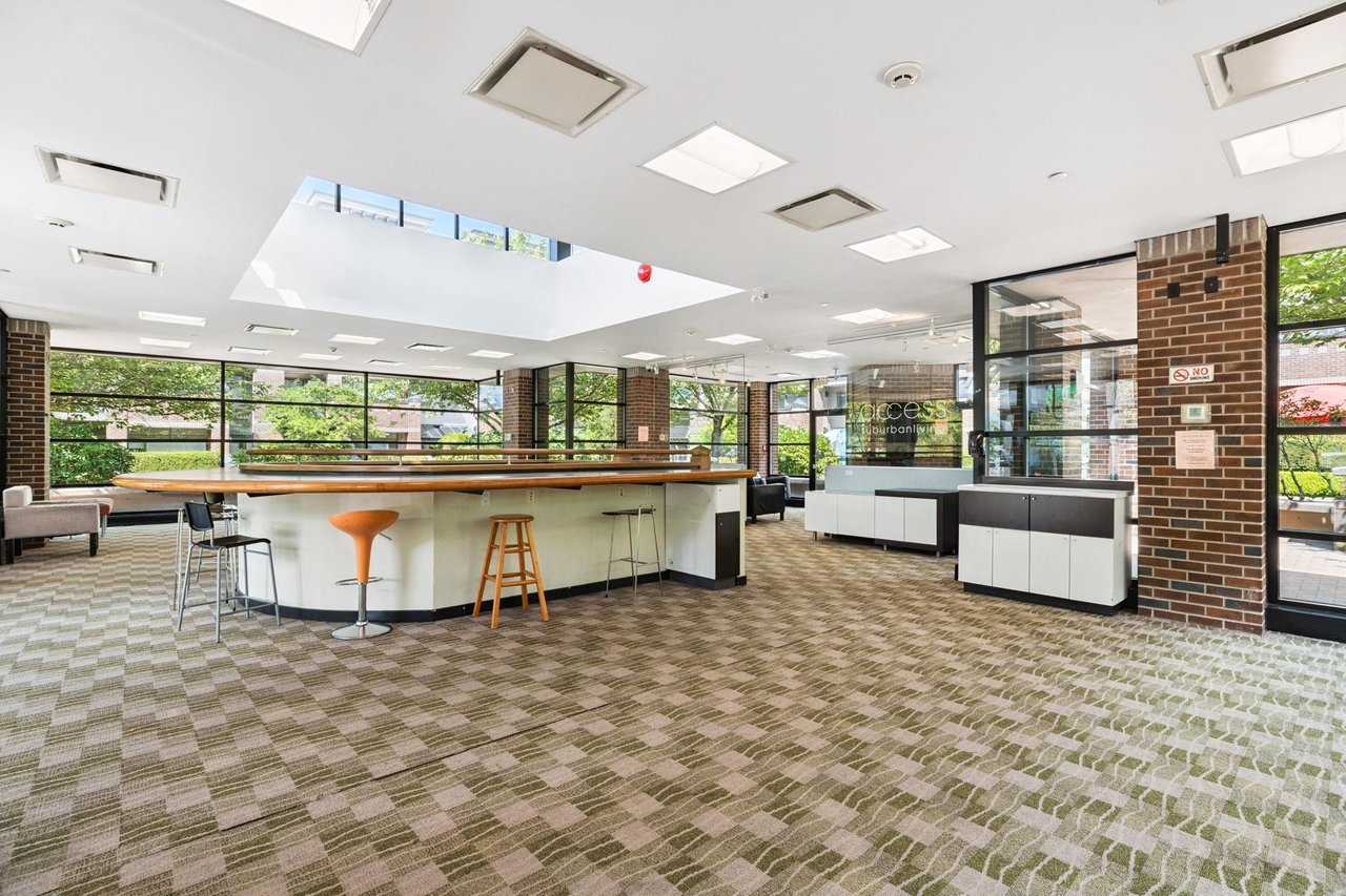 415-10866 City Pkwy