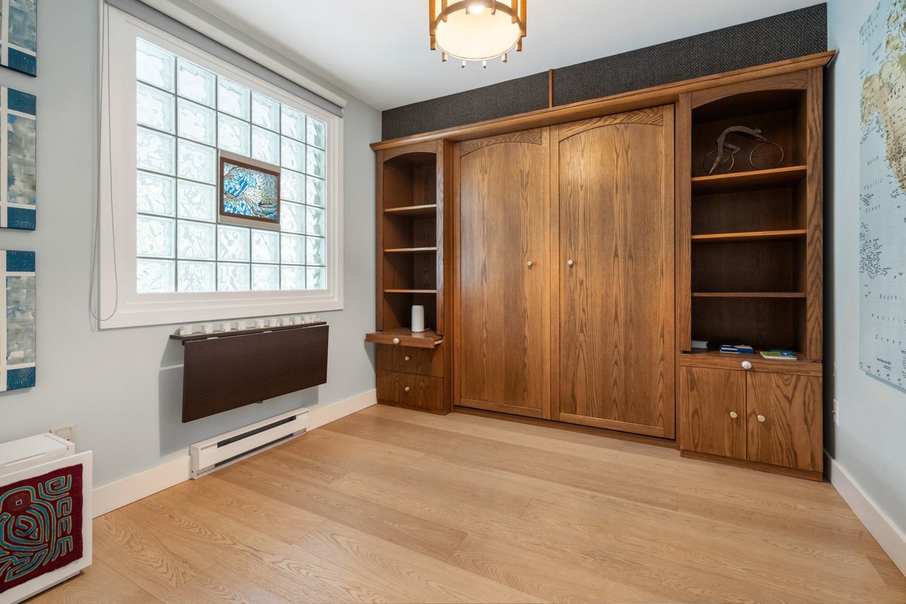 515-888 Beach Ave