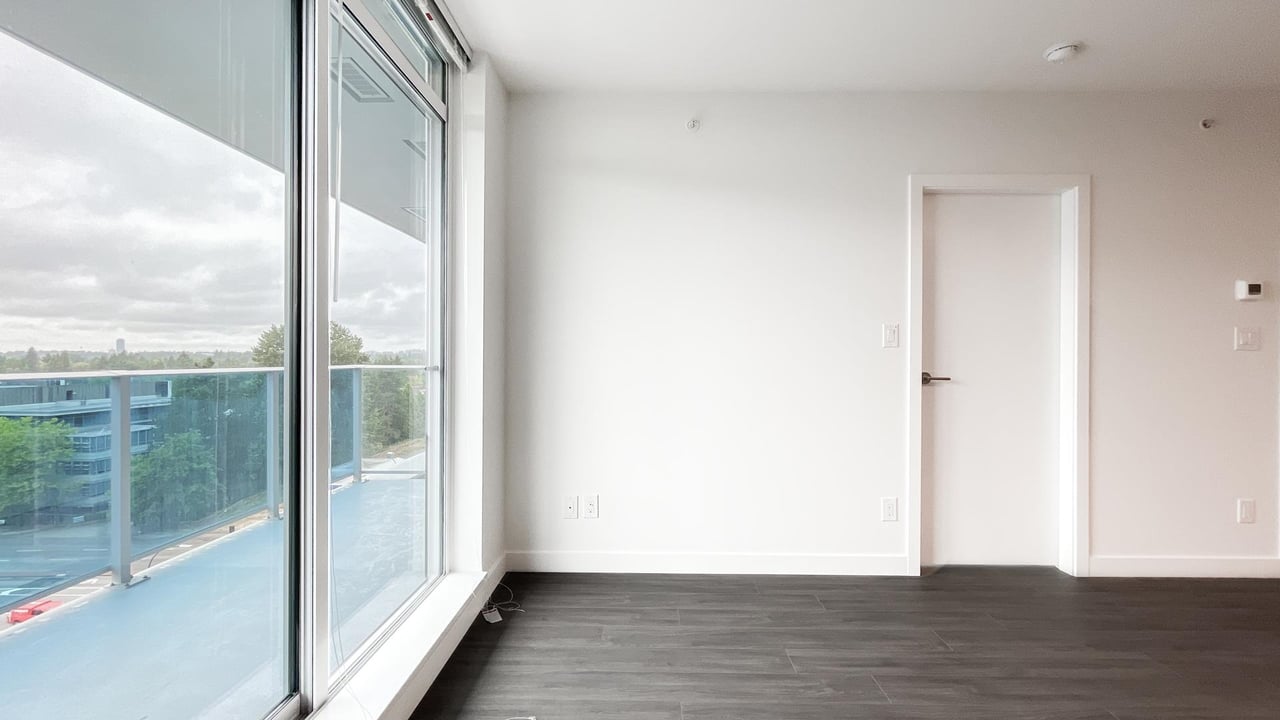 812-13615 Fraser Hwy