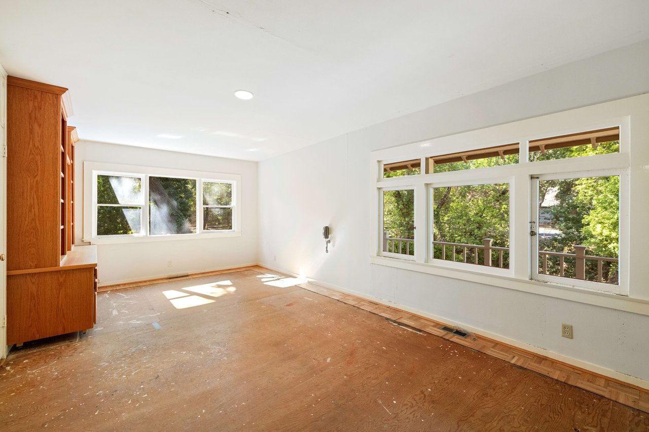 Unique Opportunity on Nearly 1 Acre