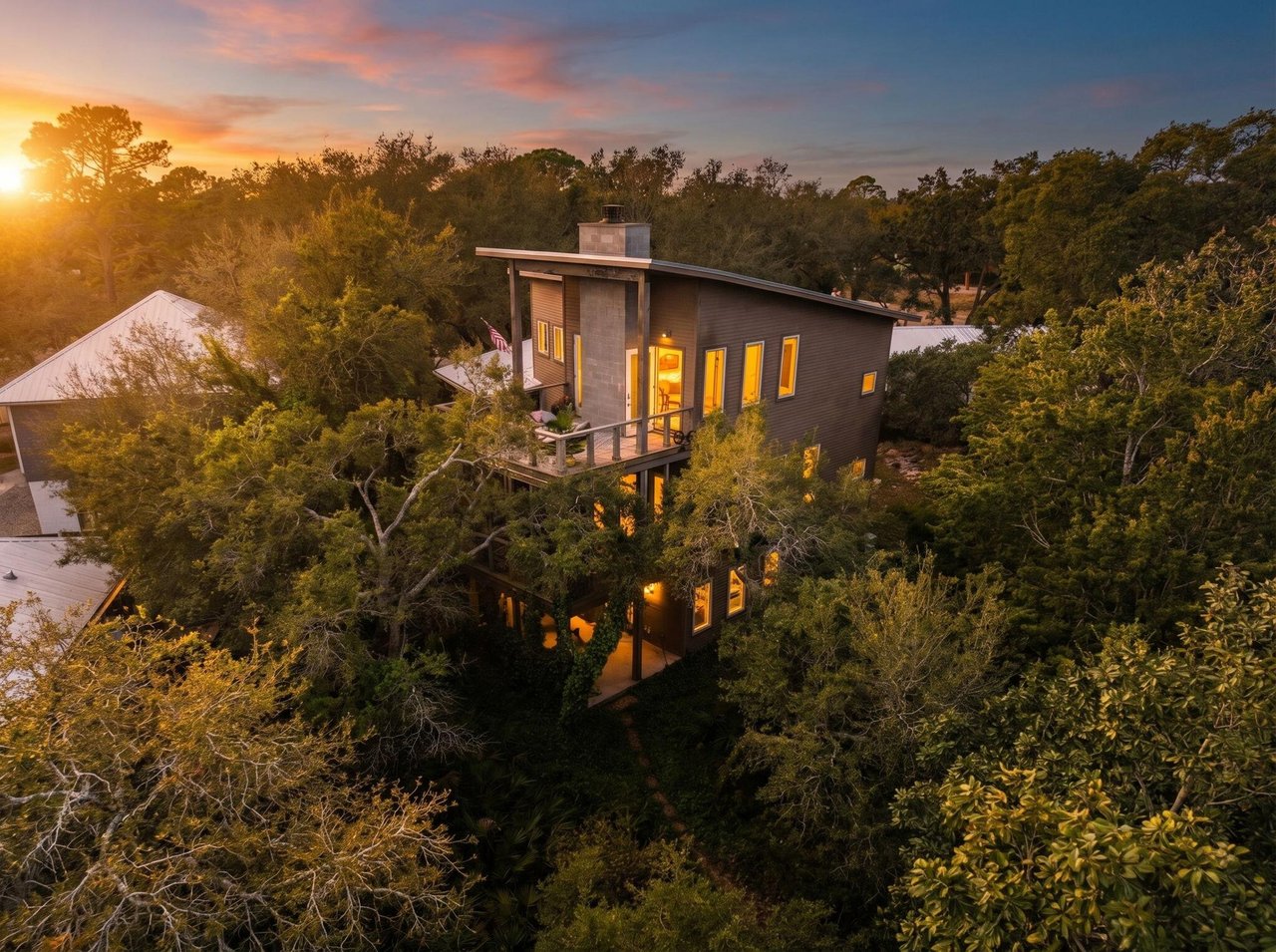 Why Luxury Buyers Are Flocking to Florida’s Emerald Coast in 2026