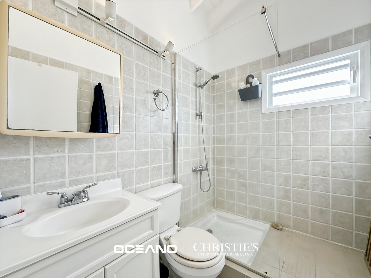 POINT PIROUETTE – 2-Bedroom Townhouse with Private Pool