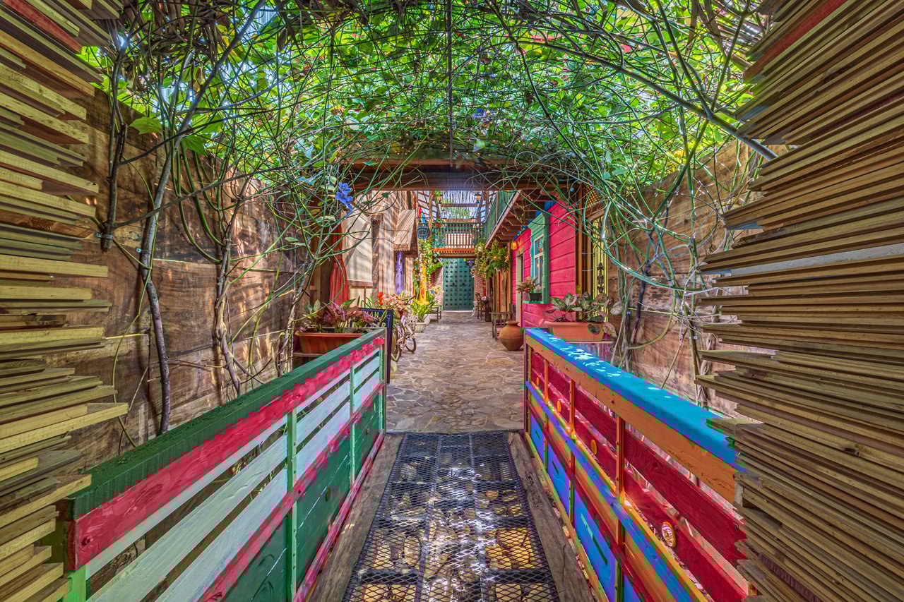 2.56 ACRES – 3 Bedroom Artistic Architectural Masterpiece, Recording Studio, Ocean View, Pool, 1 Bedroom Guest House!!!