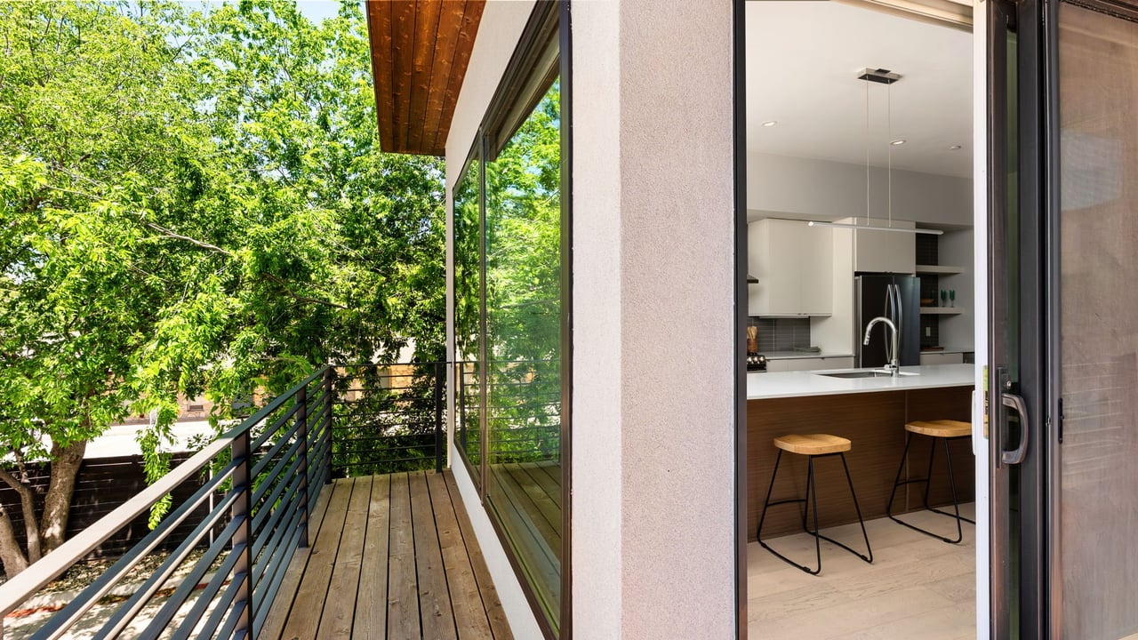 5605 Sunshine Dr #11