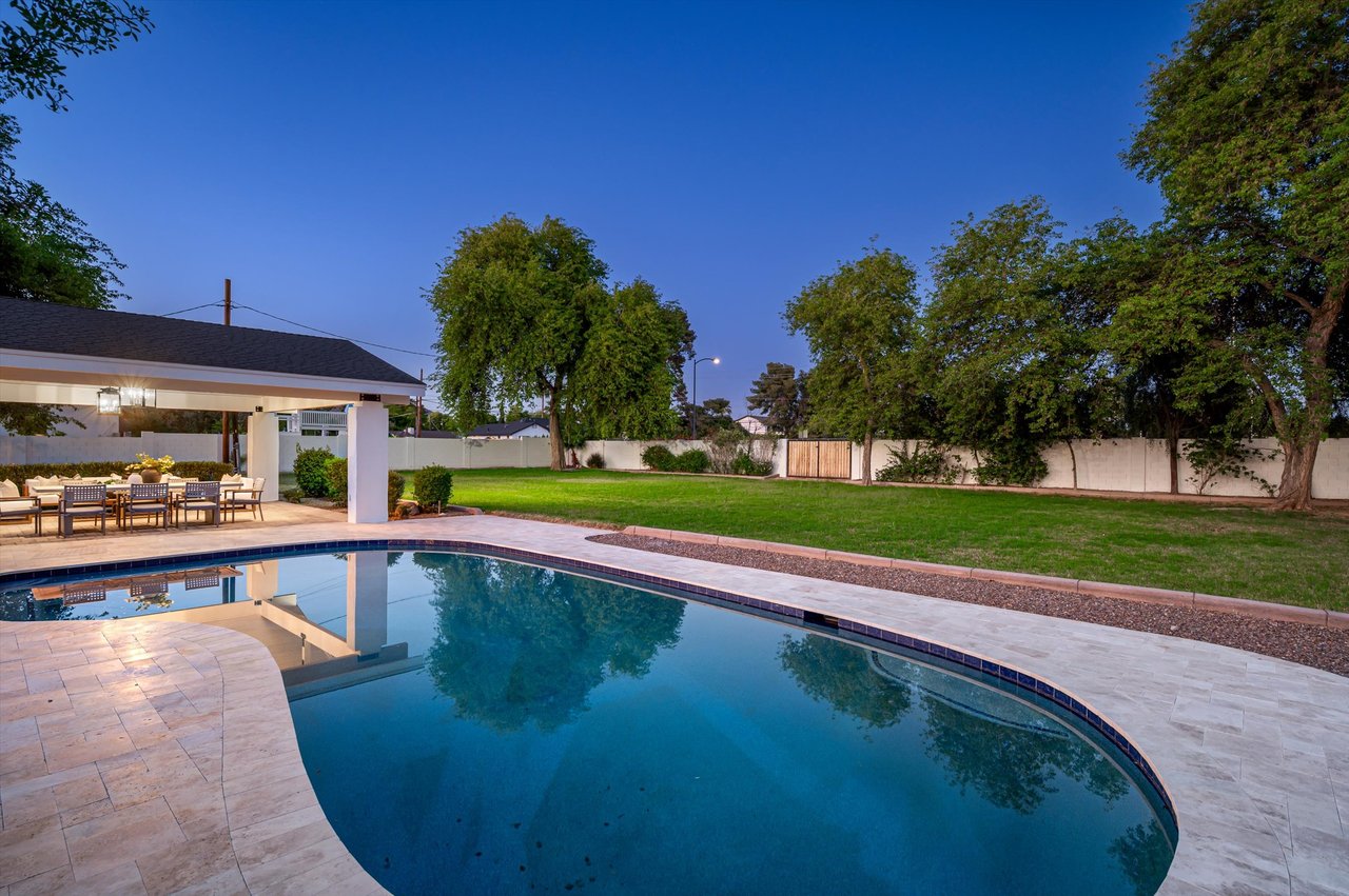 3131 N 53RD Place