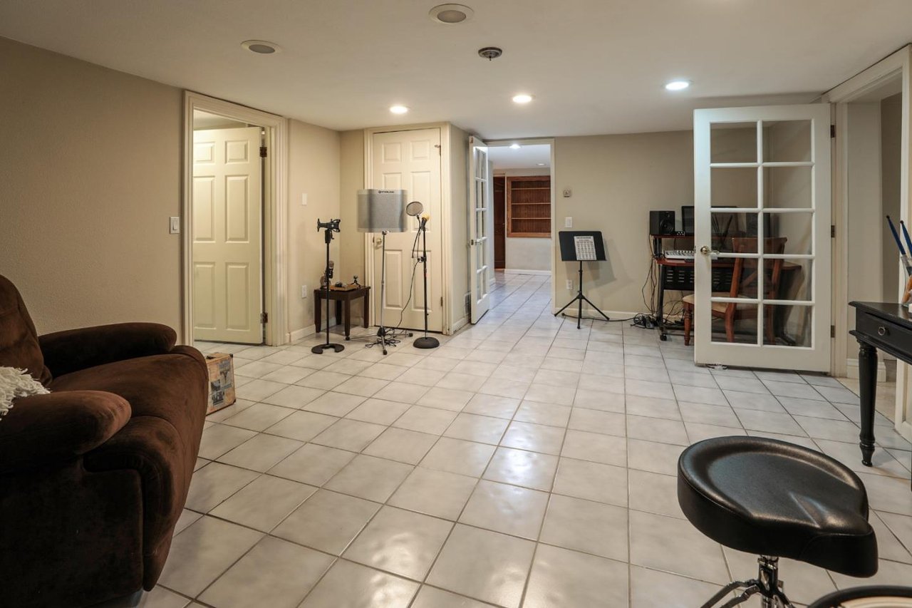 25391 O'Keefe Lane