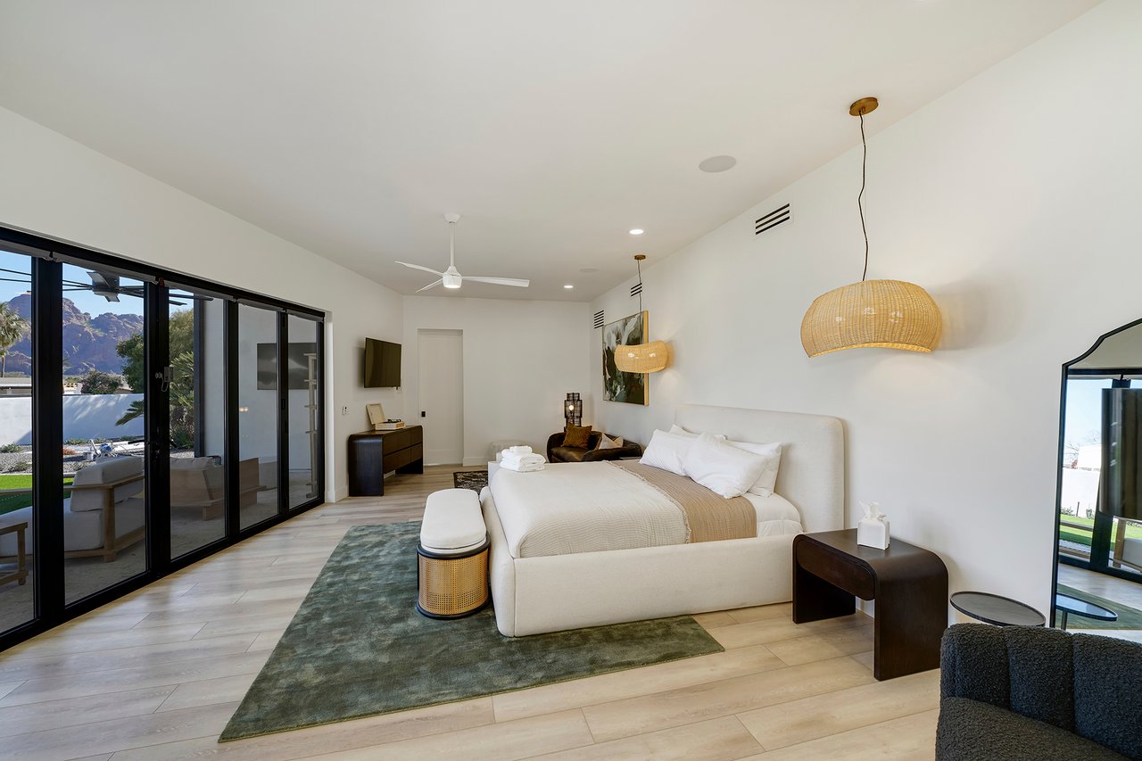 6535 N HILLSIDE Drive