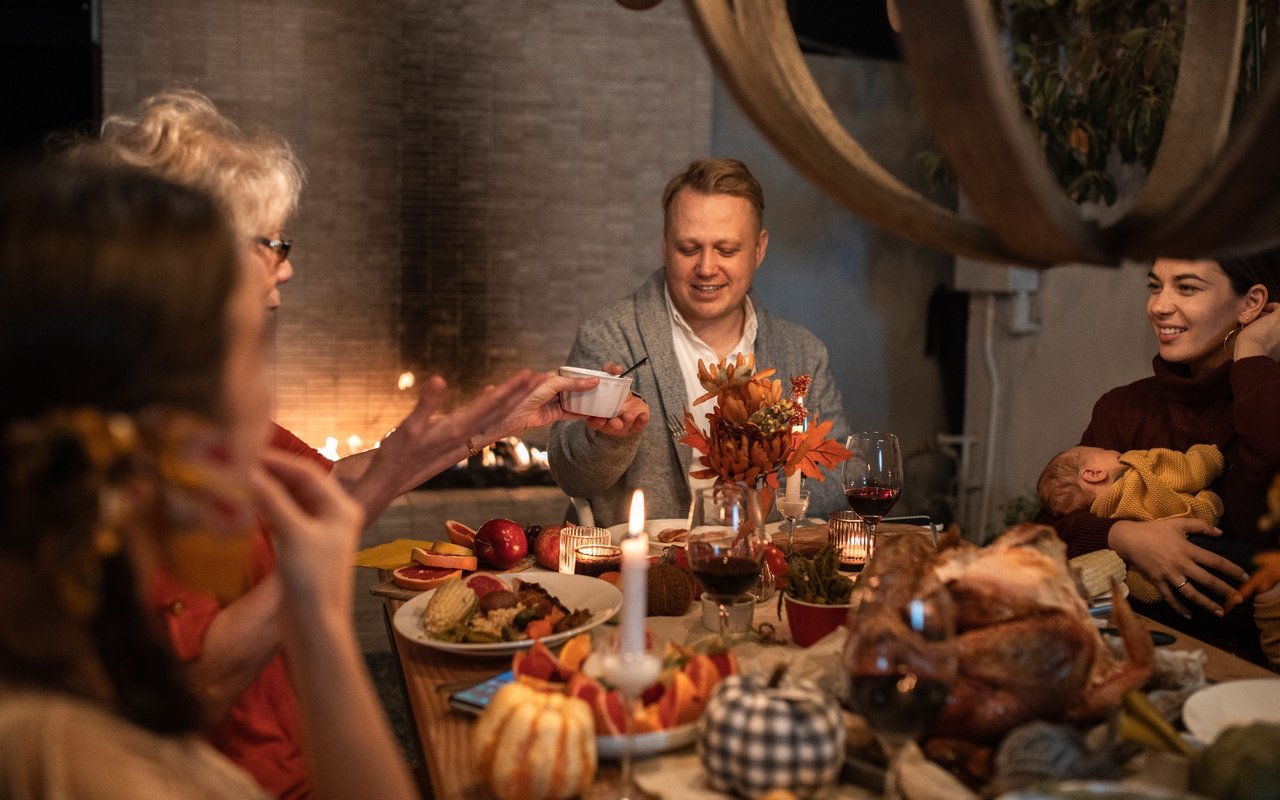 Hosting Thanksgiving At Your New Home? Here Are Last-Minute Tips To Get Ready
