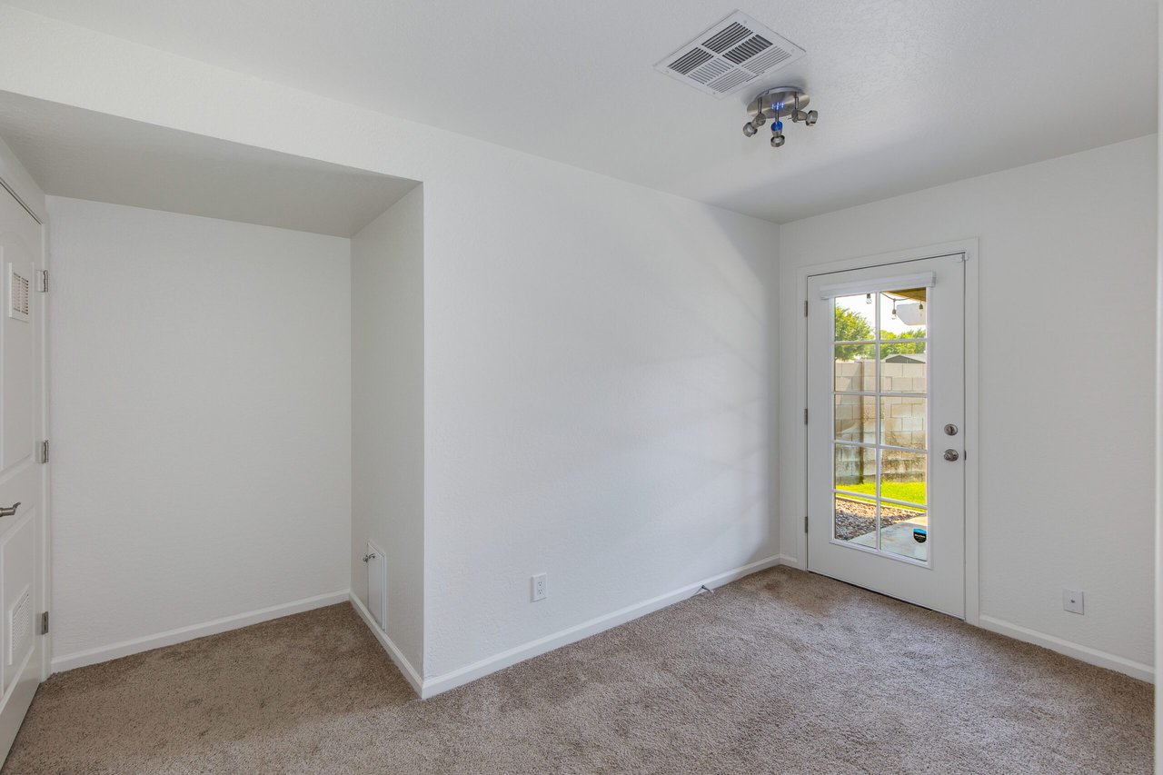 821 E Cavalier Dr.