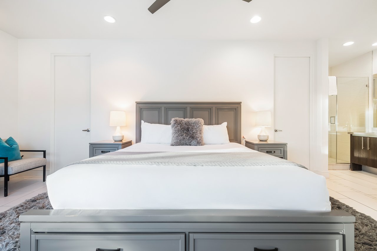 51125 Evangeline Way - Villa 3