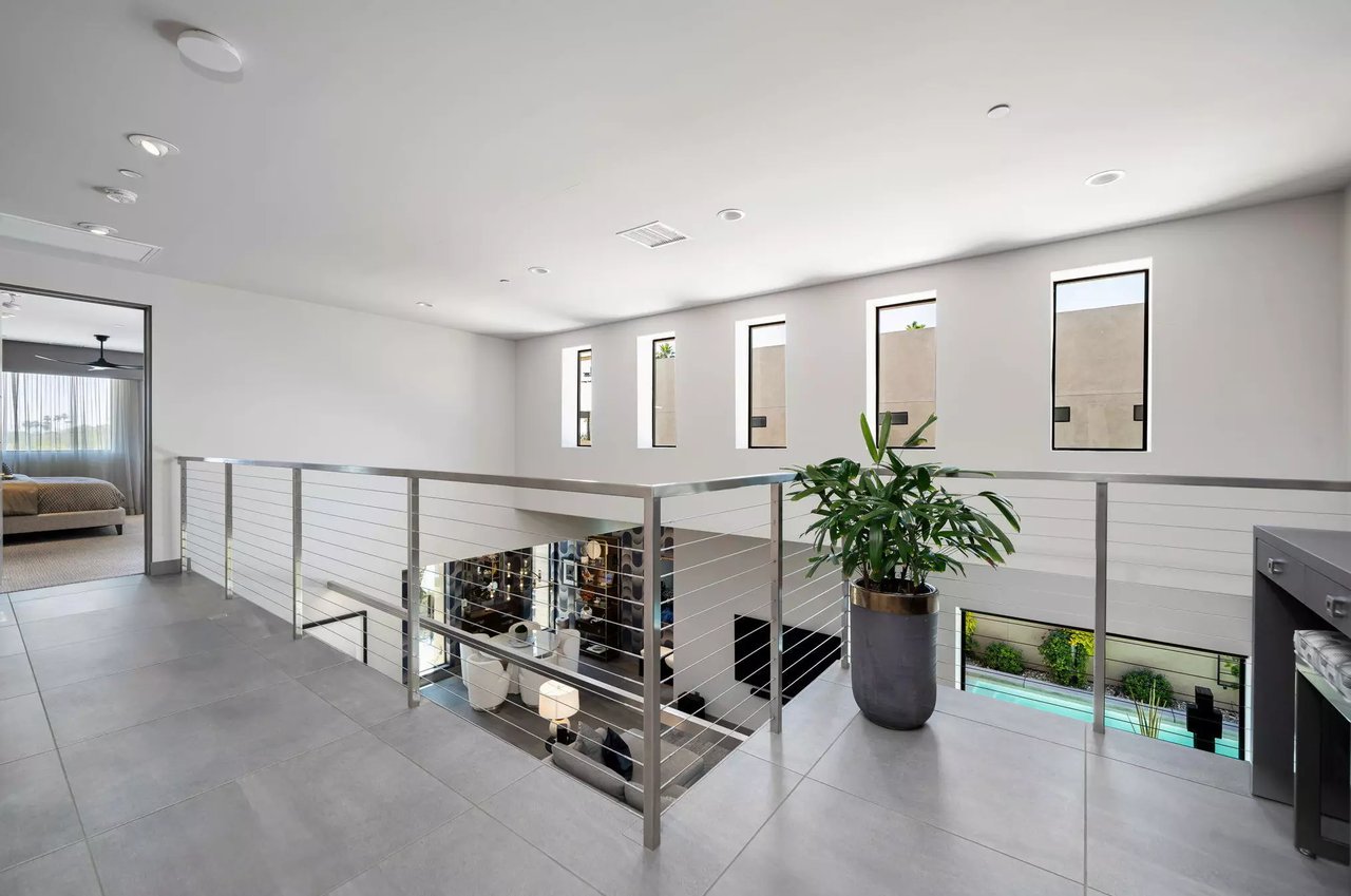 281 S Hermosa Drive 