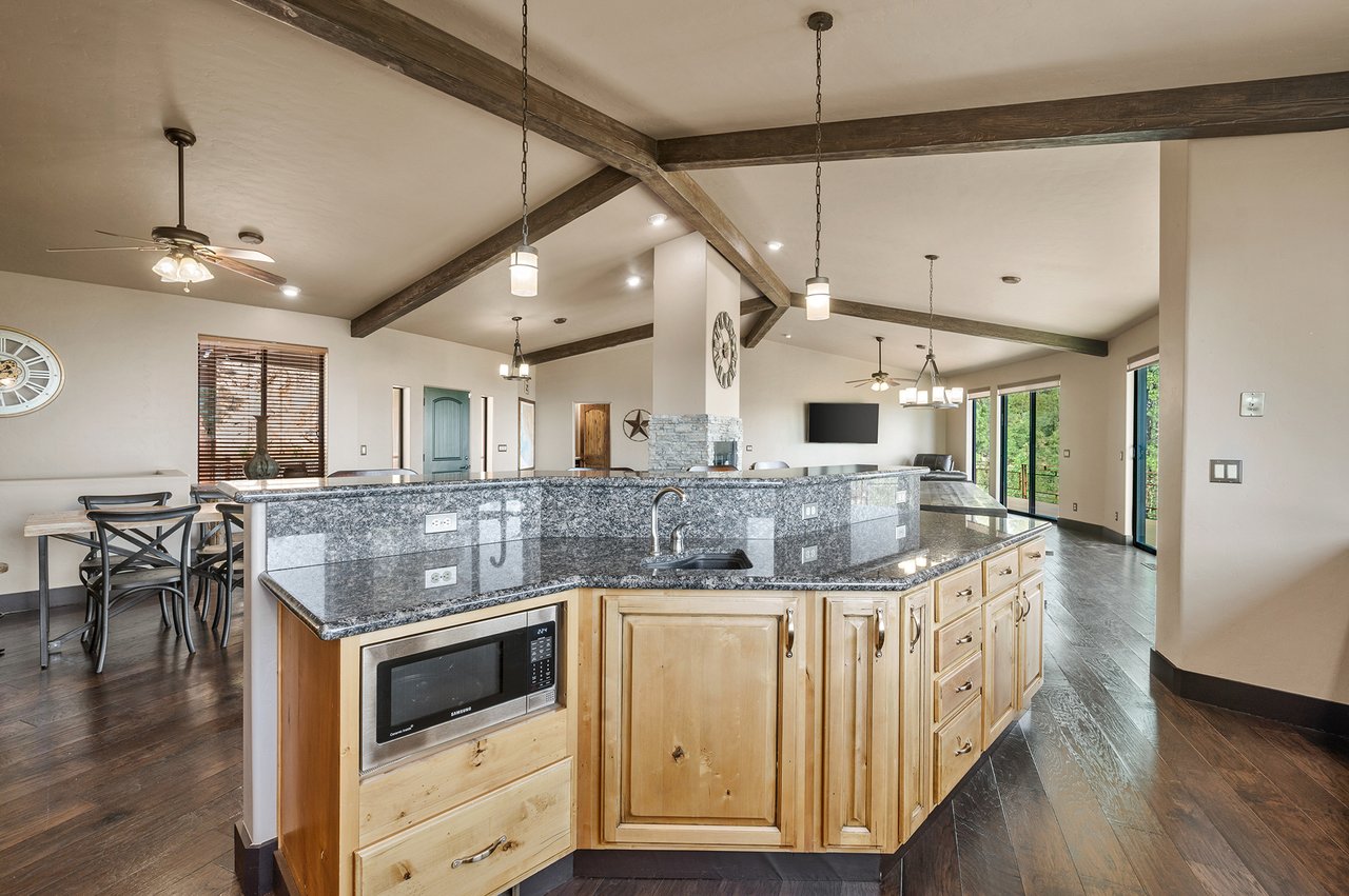 2700 W BUTTERFLY Ridge