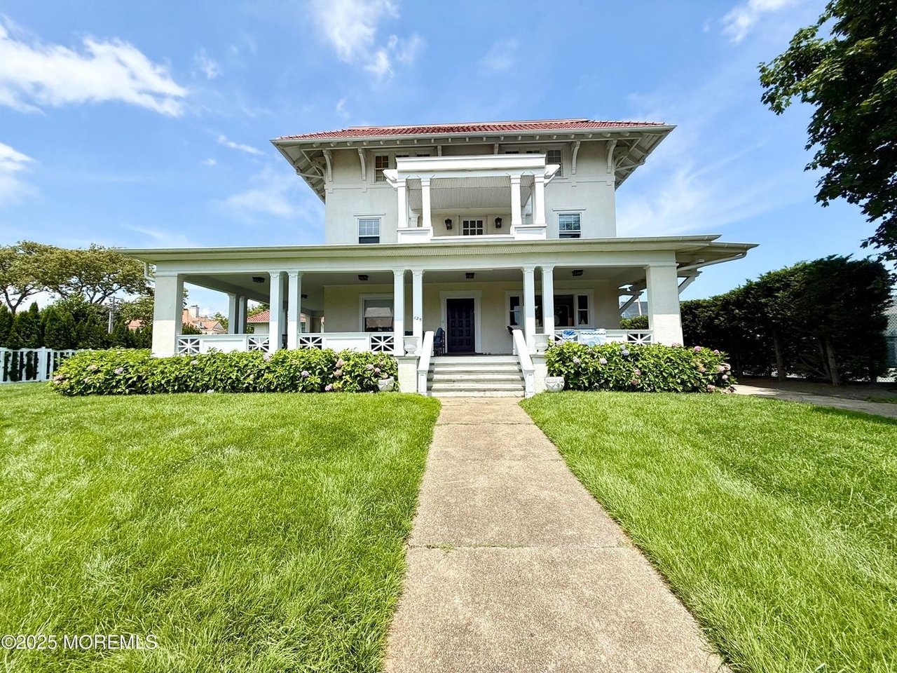 125 Cedar Ave