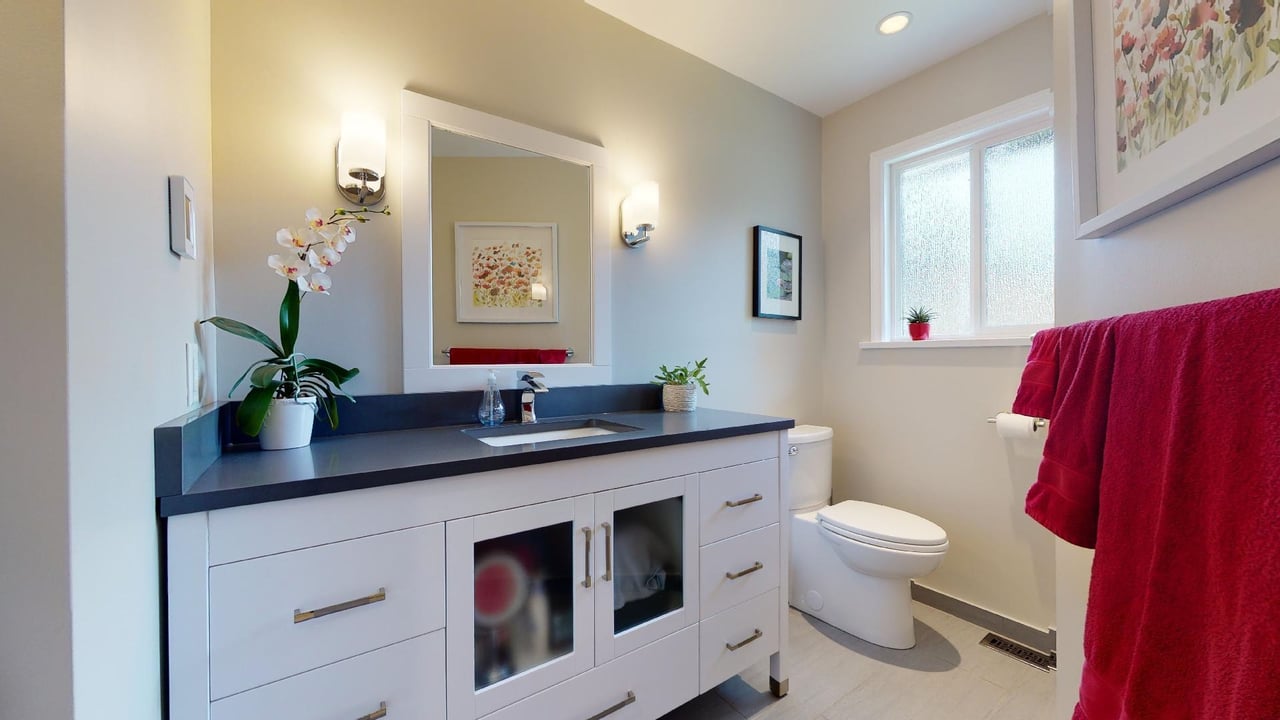 38240 Myrtlewood Cres