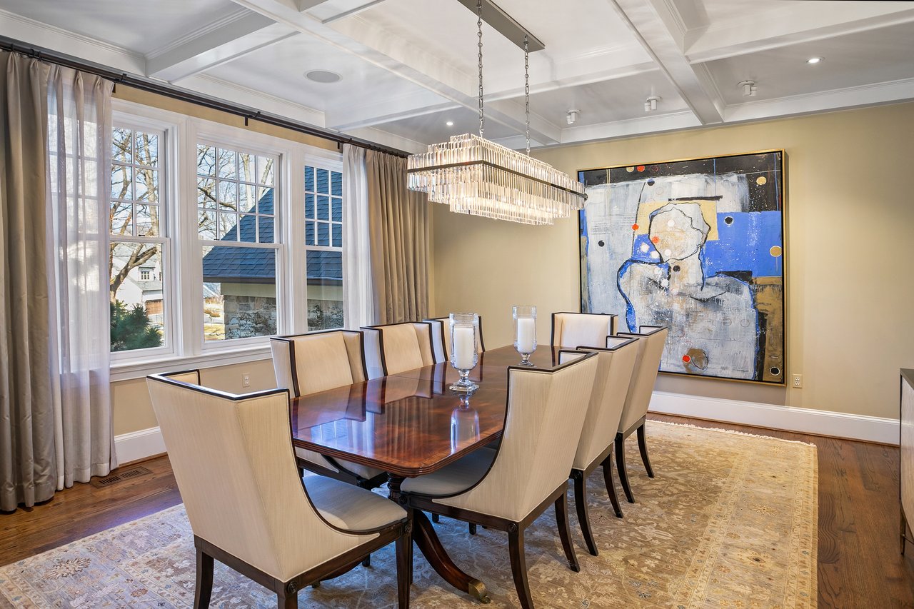 5025 Linnean Ave NW, Washington, DC 20008