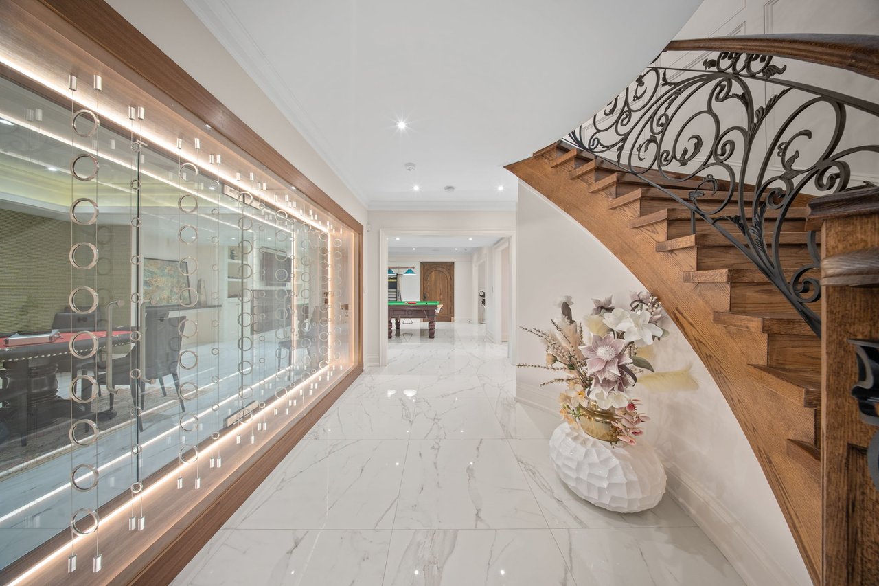 A Rare Ravine Estate