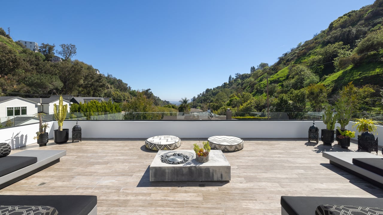1619 San Ysidro Dr, Beverly Hills