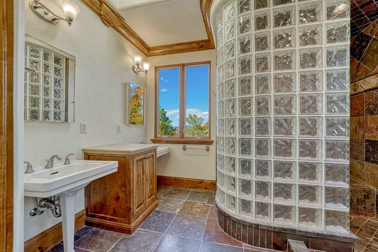 4050 Old Ranch Road
