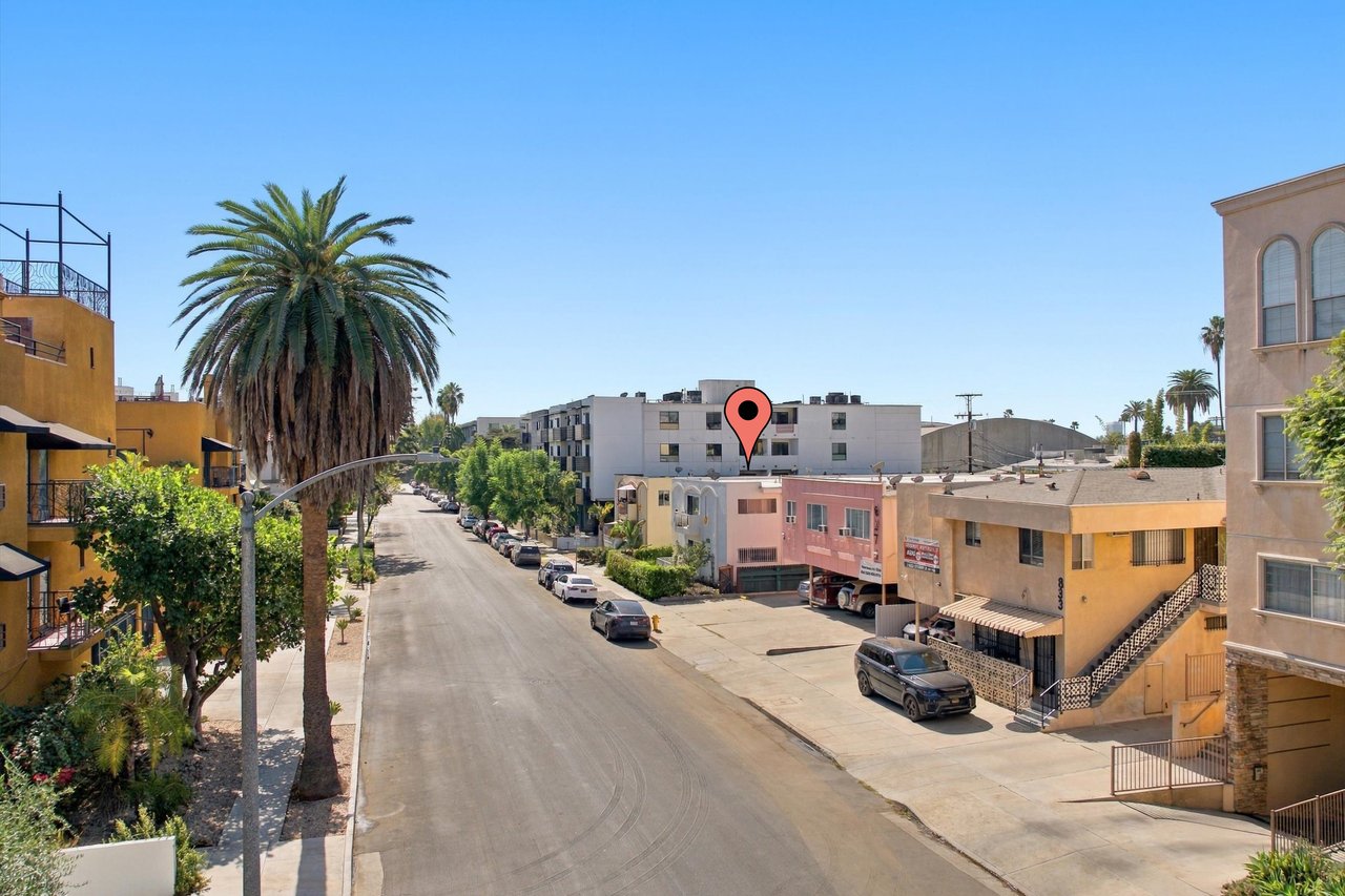 823 N Hudson Ave, Hollywood