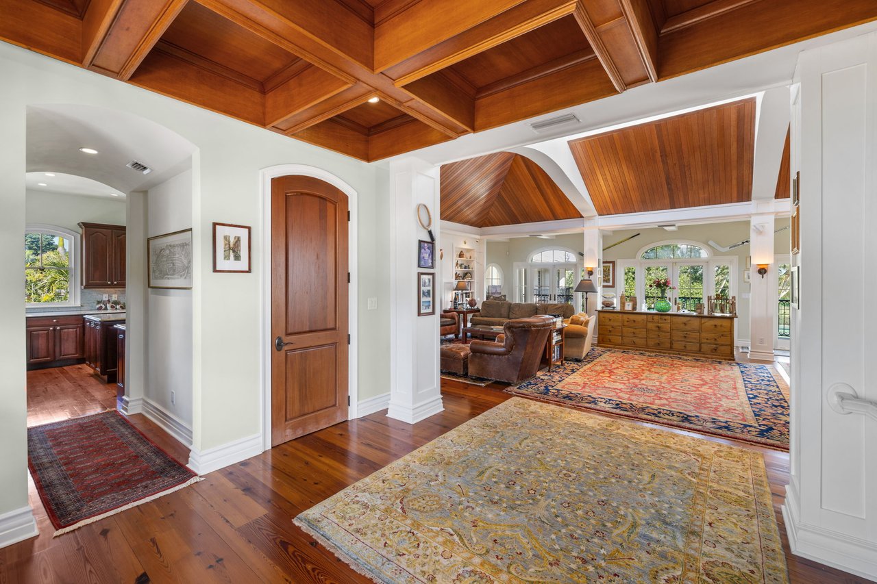 16475 Captiva Dr