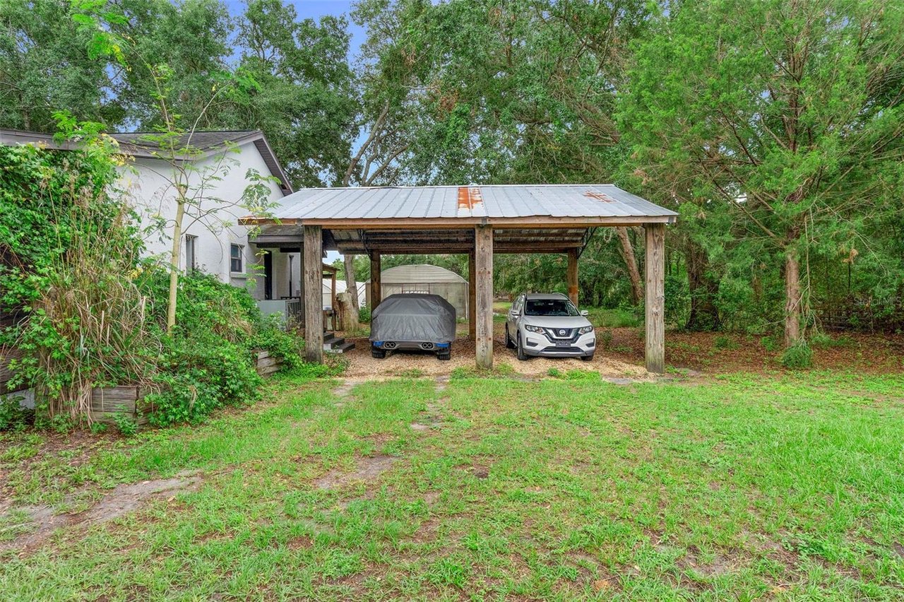 Dirty Dog Farm, Leesburg FL