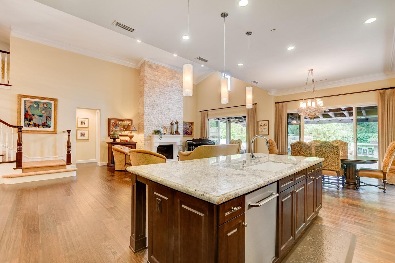 3418 Sitio Sandia