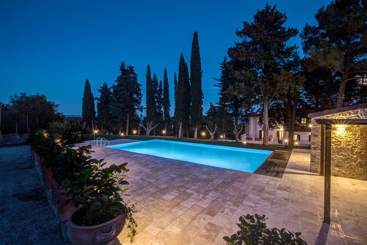 Breathtaking Villa with Contemporary Style on the Southern Coast of Tuscany