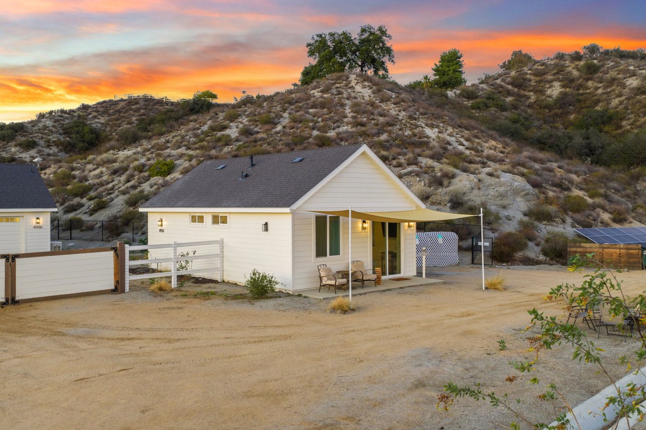 41950 Calle La Escondida