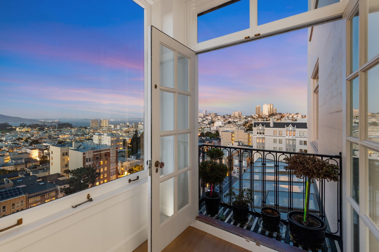 Magnificent Apartment at The Heights