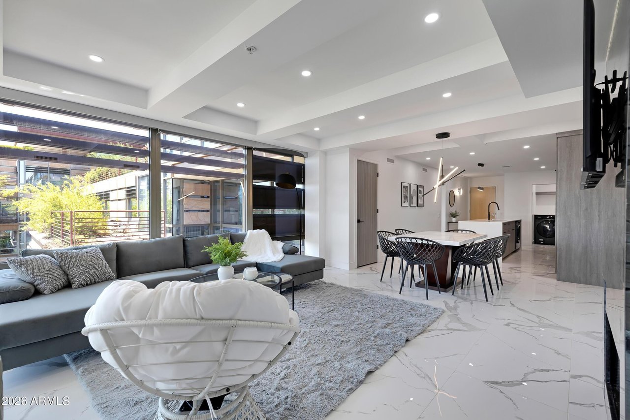 7157 E Rancho Vista Dr, #5002